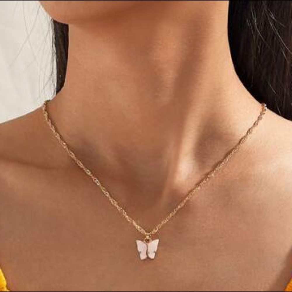 Last 1❗️2/$25💜 Butterfly Earring and Necklace Set - Picture 2 of 2